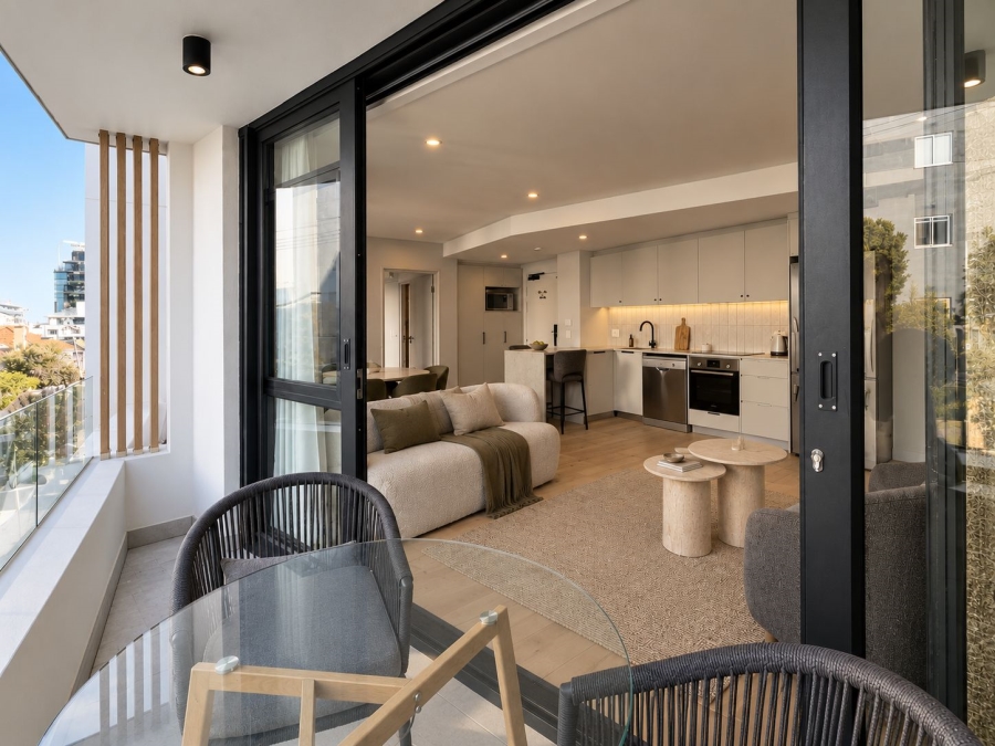 1 Bedroom Property for Sale in Sea Point Western Cape